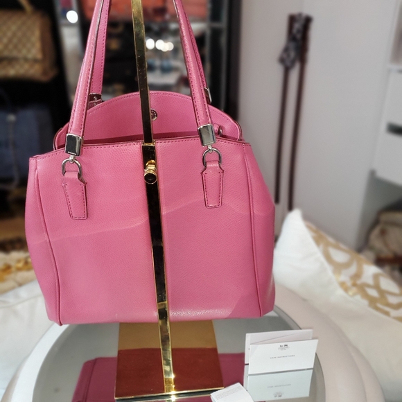 Pink Coach Tote Purse Great Condition! - Picture 4 of 4